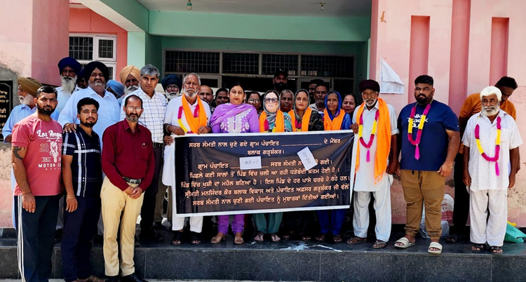 Amandeep Kaur Mattu was elected Sarpanch of village Matto with Sarva Samiti